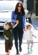 [MQ tag] Megan Fox leaving an ice cream shop with children, Los Angles (April 14, 2016)