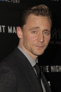 Том Хиддлстон (Tom Hiddleston) 'The Night Manager' premiere at DGA Theater in Los Angeles, 05.04.2016 (100xНQ) 9c9b86478766202