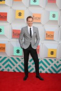 Том Хиддлстон (Tom Hiddleston) 51st Academy of Country Music Awards at MGM Grand Garden Arena in Las Vegas, 03.04.2016 (75xНQ) E4cc5c478762582