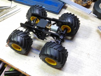 tamiya mini 4wd monster trucks