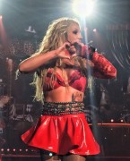 Бритни Спирс (Britney Spears) The Piece Of Me Show,Las Vegas, 13.04.2016 - 29xHQ D9eece479635041