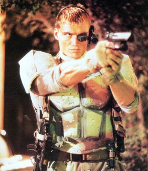 Универсальный солдат / Universal Soldier; Жан-Клод Ван Дамм (Jean-Claude Van Damme), Дольф Лундгрен (Dolph Lundgren), 1992 - Страница 2 0abe9f480861967