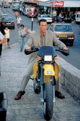 Тайна ордена / The Order; Жан-Клод Ван Дамм (Jean-Claude Van Damme), 2001 70abd4484445128