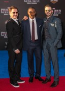 Крис Эванс (Chris Evans) Captain America Civil War Premiere at The Dolby Theatre (Hollywood, April 12, 2016) (176xHQ) 438c10488136025