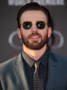 Крис Эванс (Chris Evans) Captain America Civil War Premiere at The Dolby Theatre (Hollywood, April 12, 2016) (176xHQ) 4ac6ba488134314