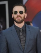 Крис Эванс (Chris Evans) Captain America Civil War Premiere at The Dolby Theatre (Hollywood, April 12, 2016) (176xHQ) 79069e488134475