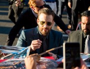 Крис Эванс (Chris Evans) Captain America Civil War Premiere at The Dolby Theatre (Hollywood, April 12, 2016) (176xHQ) A9081f488136672