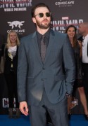 Крис Эванс (Chris Evans) Captain America Civil War Premiere at The Dolby Theatre (Hollywood, April 12, 2016) (176xHQ) Eabf2c488134855