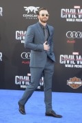 Крис Эванс (Chris Evans) Captain America Civil War Premiere at The Dolby Theatre (Hollywood, April 12, 2016) (176xHQ) Eb7082488134991