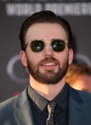 Крис Эванс (Chris Evans) Captain America Civil War Premiere at The Dolby Theatre (Hollywood, April 12, 2016) (176xHQ) Ed2281488134152