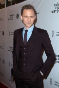 Том Хиддлстон (Tom Hiddleston) 'High-Rise' premiere during the 2016 Tribeca Film Festival in New York City, 20.04.2016 (150xНQ) 1a6ca1488149805