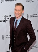 Том Хиддлстон (Tom Hiddleston) 'High-Rise' premiere during the 2016 Tribeca Film Festival in New York City, 20.04.2016 (150xНQ) 7788cc488149832