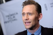 Том Хиддлстон (Tom Hiddleston) 'High-Rise' premiere during the 2016 Tribeca Film Festival in New York City, 20.04.2016 (150xНQ) Bfd0e2488149977