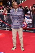 Сэмюэл Л. Джексон (Samuel L Jackson) Captain America Civil War Premiere at the Vue Westfield Shopping Centre (London, 26.04.2016) (89xHQ) Fcb2a9488145846