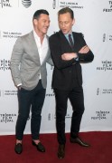 Том Хиддлстон (Tom Hiddleston) 'High-Rise' premiere during the 2016 Tribeca Film Festival in New York City, 20.04.2016 (150xНQ) 1592d4488154023