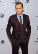Том Хиддлстон (Tom Hiddleston) 'High-Rise' premiere during the 2016 Tribeca Film Festival in New York City, 20.04.2016 (150xНQ) 92b683488151398