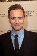 Том Хиддлстон (Tom Hiddleston) 'High-Rise' premiere during the 2016 Tribeca Film Festival in New York City, 20.04.2016 (150xНQ) D2554e488151072