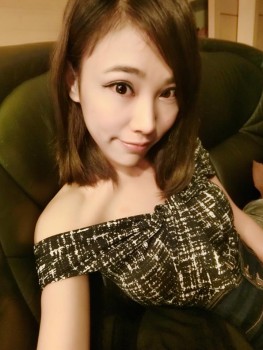 正妹幼教師保母~彭甯~惹火吊帶襪加皮鞭