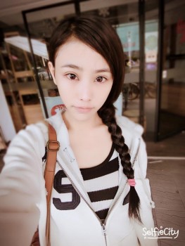 正妹幼教師保母~彭甯~惹火吊帶襪加皮鞭