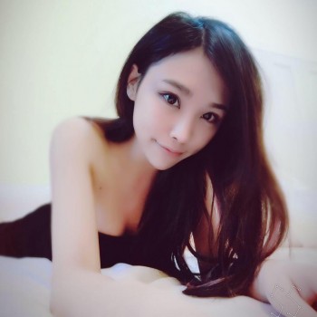 正妹幼教師保母~彭甯~惹火吊帶襪加皮鞭