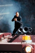 В осаде 2: тёмная территория / Under Siege 2: Dark Territory (1995) 894647488704759