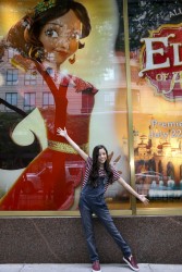 Jenna Ortega - Disney Store Celebrates Elena of Avalor Product Launch with Window Unveiling, Chicago, 2016-06-22