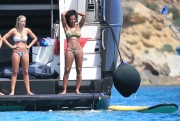 Мелани Браун (Melanie Brown) Wearing a bikini in Ibiza, 03.07.2016 - 18xНQ 106296494660583