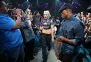 Гвен Стефани (Gwen Stefani) performs Onstage during the 2012 iHeartRadio Music Festival at the MGM Grand Garden Arena in Las Vegas, 21.09.2012 (130xHQ) 4179cb494765679