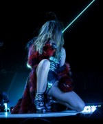 Селена Гомес (Selena Gomez) Performs during her 'Revival Tour' at The Staples Center, Los Angeles, 08.07.2016 - 208xHQ 680b3e494760550