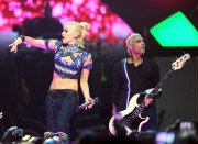 Гвен Стефани (Gwen Stefani) performs Onstage during the 2012 iHeartRadio Music Festival at the MGM Grand Garden Arena in Las Vegas, 21.09.2012 (130xHQ) 806812494765606