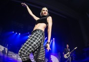 Гвен Стефани (Gwen Stefani) in concert at Mutualite conference center in Paris (13xHQ) 8f34e9494767293