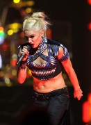 Гвен Стефани (Gwen Stefani) performs Onstage during the 2012 iHeartRadio Music Festival at the MGM Grand Garden Arena in Las Vegas, 21.09.2012 (130xHQ) A5edef494766906