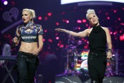 Гвен Стефани (Gwen Stefani) performs Onstage during the 2012 iHeartRadio Music Festival at the MGM Grand Garden Arena in Las Vegas, 21.09.2012 (130xHQ) E27ff0494764998