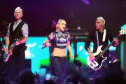 Гвен Стефани (Gwen Stefani) performs Onstage during the 2012 iHeartRadio Music Festival at the MGM Grand Garden Arena in Las Vegas, 21.09.2012 (130xHQ) F49328494765496