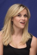 Риз Уизерспун (Reese Witherspoon) How Do You Know NYC Press Conference, 12.07.2010 (118xHQ) 137abe495856869