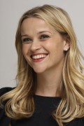 Риз Уизерспун (Reese Witherspoon) Monsters vs. Aliens Beverly Hills Press Conference, 20.03.2009 (76xHQ) 1a0b7a495859382