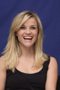 Риз Уизерспун (Reese Witherspoon) How Do You Know NYC Press Conference, 12.07.2010 (118xHQ) 232646495856996