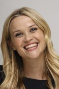 Риз Уизерспун (Reese Witherspoon) Monsters vs. Aliens Beverly Hills Press Conference, 20.03.2009 (76xHQ) 393166495859138