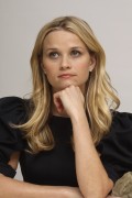 Риз Уизерспун (Reese Witherspoon) Monsters vs. Aliens Beverly Hills Press Conference, 20.03.2009 (76xHQ) 409f37495859313