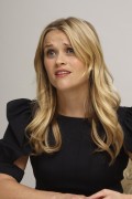 Риз Уизерспун (Reese Witherspoon) Monsters vs. Aliens Beverly Hills Press Conference, 20.03.2009 (76xHQ) 41e090495858854