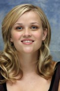 Риз Уизерспун (Reese Witherspoon) Just Like Heaven press conference portraits by Piyal Hosain (Beverly Hills, August 4, 2005) (19xHQ) 52dfd1495856243