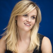 Риз Уизерспун (Reese Witherspoon) How Do You Know NYC Press Conference, 12.07.2010 (118xHQ) 5c05f4495856004