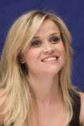 Риз Уизерспун (Reese Witherspoon) How Do You Know NYC Press Conference, 12.07.2010 (118xHQ) 651655495856666