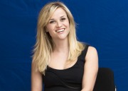 Риз Уизерспун (Reese Witherspoon) How Do You Know NYC Press Conference, 12.07.2010 (118xHQ) 664035495855932
