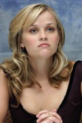 Риз Уизерспун (Reese Witherspoon) Just Like Heaven press conference portraits by Piyal Hosain (Beverly Hills, August 4, 2005) (19xHQ) 6c49d3495856269