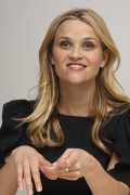 Риз Уизерспун (Reese Witherspoon) Monsters vs. Aliens Beverly Hills Press Conference, 20.03.2009 (76xHQ) C10916495858848