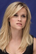 Риз Уизерспун (Reese Witherspoon) How Do You Know NYC Press Conference, 12.07.2010 (118xHQ) C973a7495856444