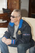 Jean-Claude Van Damme (Жан-Клод Ван Дамм)  May 10, 2012  (8xHQ) 9aeba2496312129