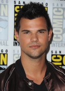 Taylor Lautner - 'Scream Queens' press line at Comic-Con in San Diego - July 22, 2016