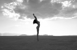 http://thumbnails116.imagebam.com/49848/320e54498473851.jpg
